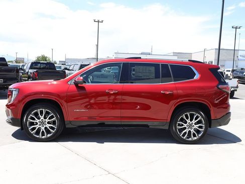 New 2026 GMC Acadia Denali Ultimate AWD/4WD image 3