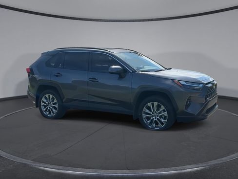 Used 2024 Toyota RAV4 XLE Premium FWD image 2