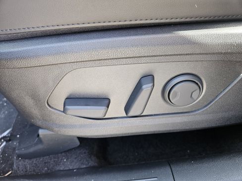 New 2026 Kia Sorento S w/ S Panoramic Sunroof Package image 9