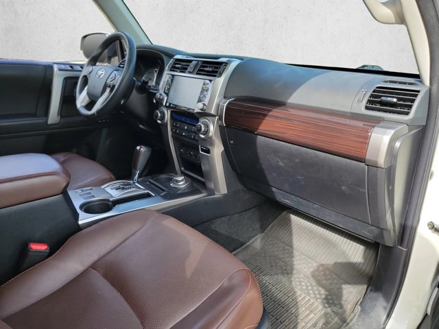 Used 2022 Toyota 4Runner Limited AWD/4WD image 26
