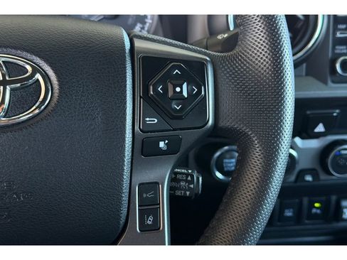 Certified 2023 Toyota Tacoma TRD Off-Road w/ Advanced Technology Package AWD/4WD image 26