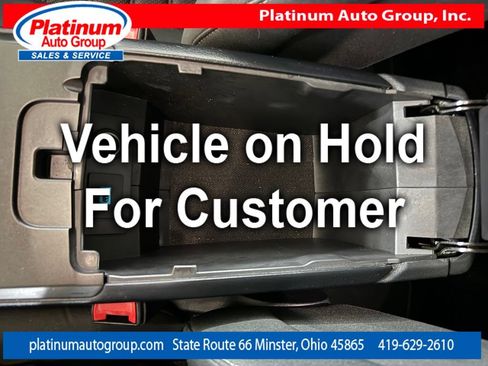 Used 2017 Ford Fusion SE w/ Fusion SE Technology Package FWD image 25