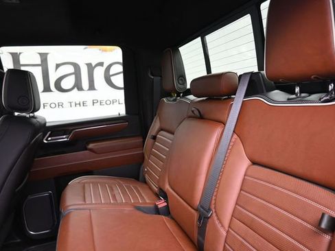 Used 2024 GMC Sierra 3500 Denali Ultimate image 20