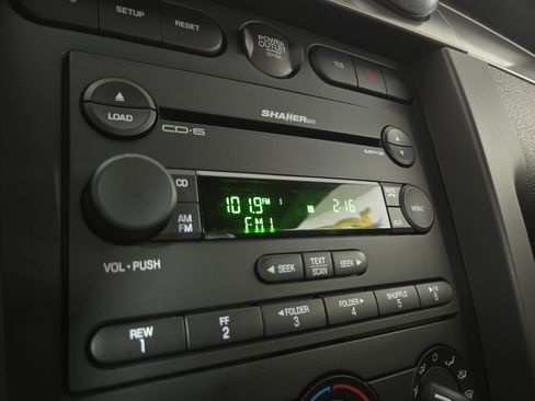 Used 2007 Ford Mustang Shelby GT500 RWD image 19
