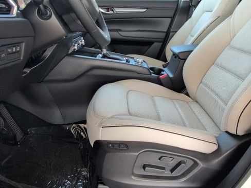 Used 2025 MAZDA CX-5 AWD 2.5 S w/ Preferred Package image 18