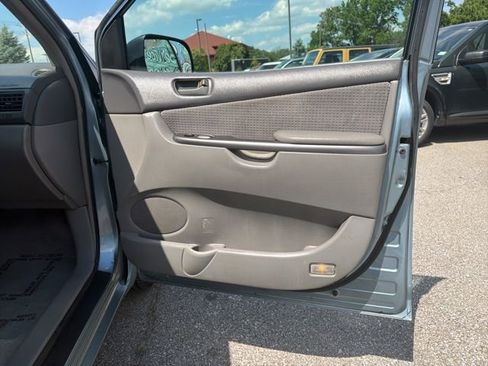 Used 2006 Toyota Sienna FWD image 26