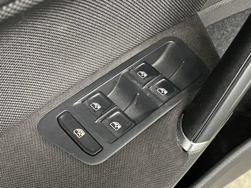 Used 2019 Volkswagen GTI Rabbit Edition FWD image 27