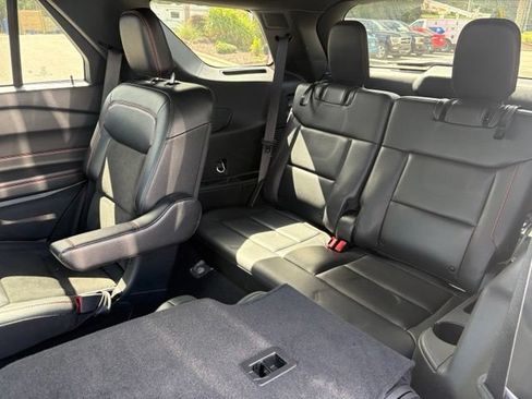 Used 2024 Ford Explorer ST-Line w/ Class IV Trailer Tow Package AWD/4WD image 10