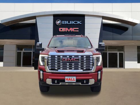 Used 2024 GMC Sierra 2500 Denali w/ Denali Reserve Package image 2