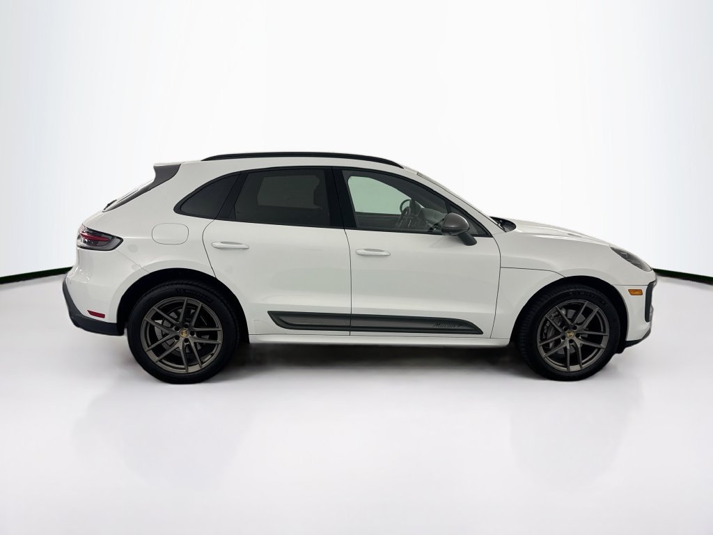 Used 2023 Porsche Macan Turbo AWD/4WD image 4