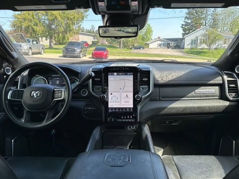 Used 2022 RAM 2500 Laramie AWD/4WD image 5