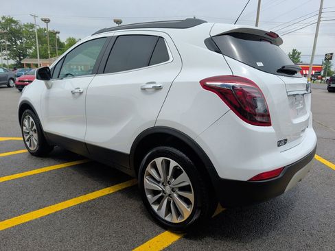 Used 2020 Buick Encore Preferred FWD image 5