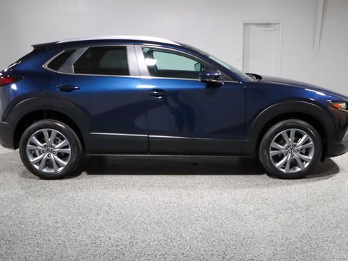 Used 2023 MAZDA CX-30 AWD image 6