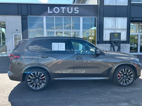 Used 2024 BMW X5 xDrive40i w/ M Sport Package AWD/4WD image 13