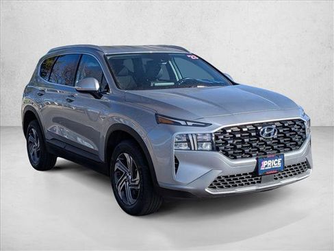 Used 2023 Hyundai Santa Fe SEL image 3