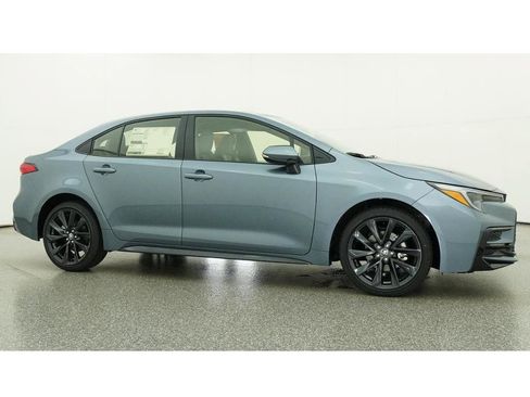 Used 2026 Toyota Corolla SE w/ SE Premium Package FWD image 28