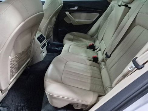 Used 2018 Audi Q5 2.0T Premium Plus w/ Premium Plus Package AWD/4WD image 10