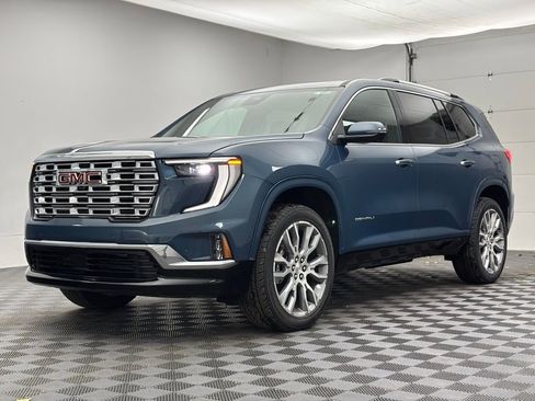 New 2026 GMC Acadia Denali w/ Super Cruise Package image 17