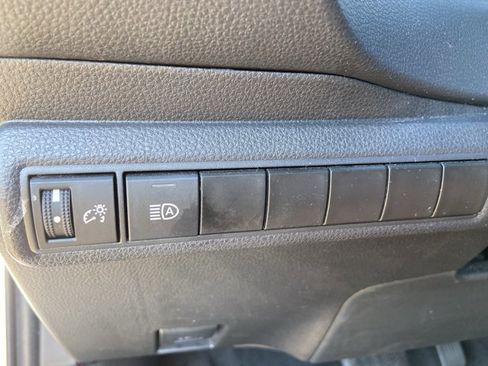Used 2024 Toyota Corolla LE image 43