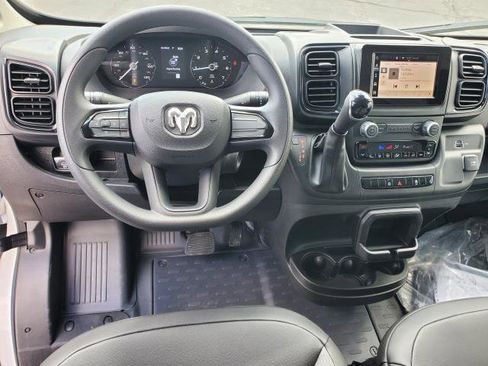Used 2025 RAM ProMaster 2500 FWD image 18