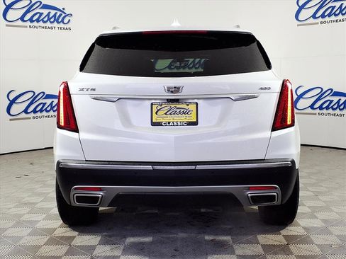 Used 2021 Cadillac XT5 Premium Luxury image 4