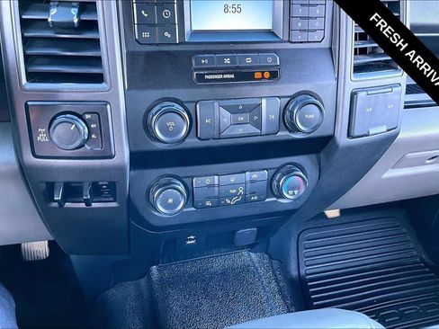 Used 2022 Ford F250 XL w/ Power Equipment Group AWD/4WD image 17