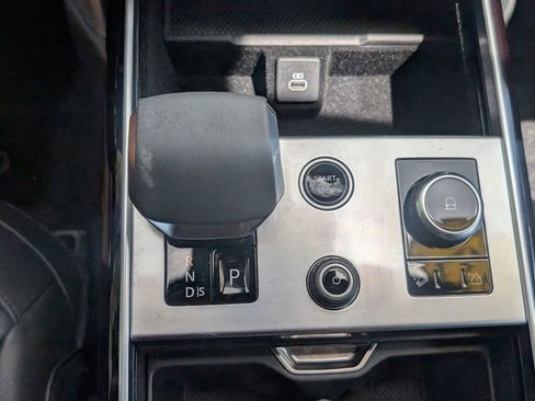 Used 2023 Land Rover Range Rover Long Wheelbase SE AWD/4WD image 31