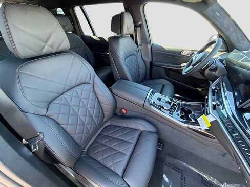 New 2026 BMW X7 xDrive40i w/ M Sport Package image 15