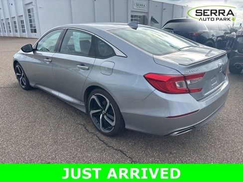 Used 2019 Honda Accord Sport image 4