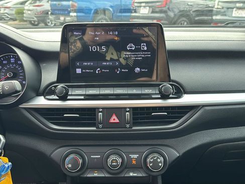 Used 2023 Kia Forte LXS w/ LXS Technology Package image 15