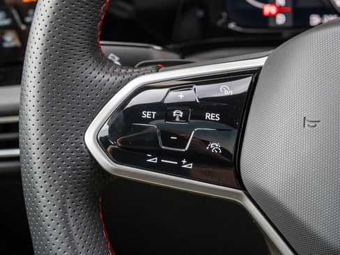 Used 2024 Volkswagen GTI SE image 23