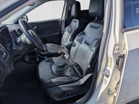 Used 2019 Jeep Compass Limited FWD image 15