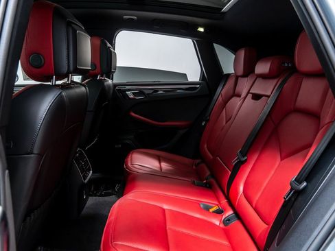 New 2026 Porsche Macan Turbo image 28