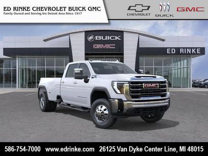 New 2025 GMC Sierra 3500 SLT w/ SLT Premium Package