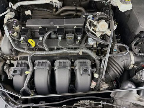 Used 2017 Ford Focus SE FWD image 26