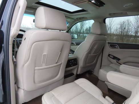 Used 2016 GMC Yukon XL Denali w/ Open Road Package image 35