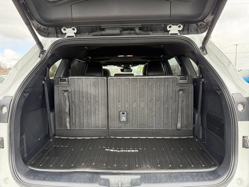 Certified 2024 Toyota Highlander XSE image 36