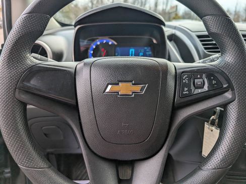 Used 2016 Chevrolet Trax LS image 17