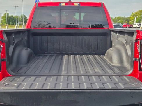 Used 2025 RAM 1500 Big Horn AWD/4WD image 14