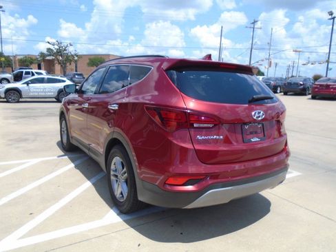Used 2017 Hyundai Santa Fe Sport FWD image 7
