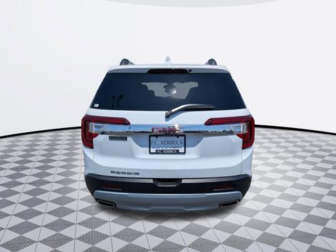 Certified 2023 GMC Acadia SLE w/ Driver Convenience Package FWD image 6