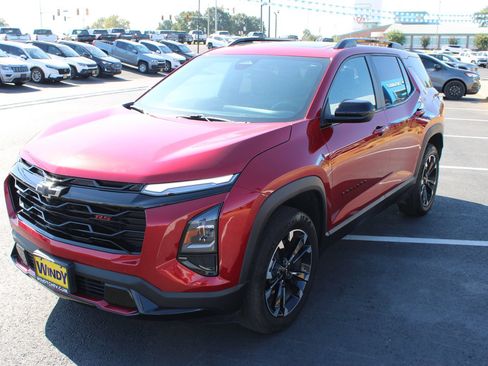 Used 2025 Chevrolet Equinox RS w/ Convenience Package III AWD/4WD image 4