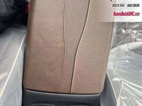 New 2026 GMC Acadia Denali Ultimate image 19