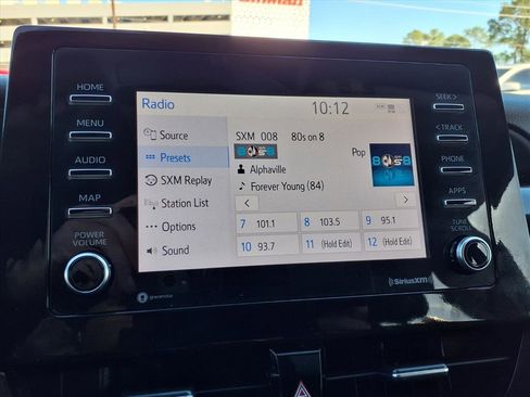 Used 2022 Toyota Camry SE image 6