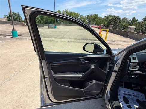 Used 2019 Audi SQ5 Prestige AWD/4WD image 26