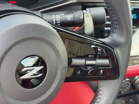 Certified 2024 Nissan Z Performance w/ Floor Mat Package image 19