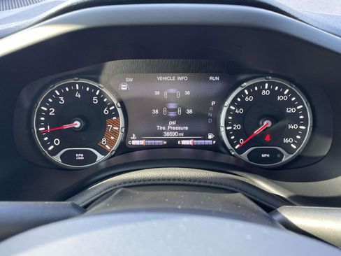 Used 2022 Jeep Renegade Limited w/ Sun, Sound & Wheels Group image 26