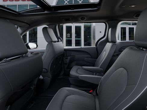 New 2026 Chrysler Pacifica Limited w/ S Appearance Package image 23