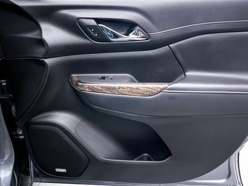 Used 2022 GMC Acadia Denali w/ Denali Ultimate Package image 35