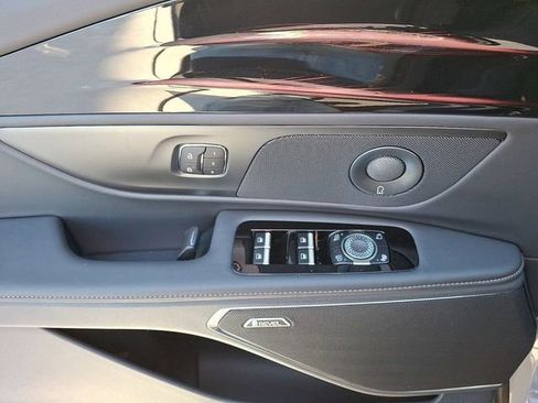New 2026 Lincoln Nautilus Reserve w/ Jet Appearance Package AWD/4WD image 14